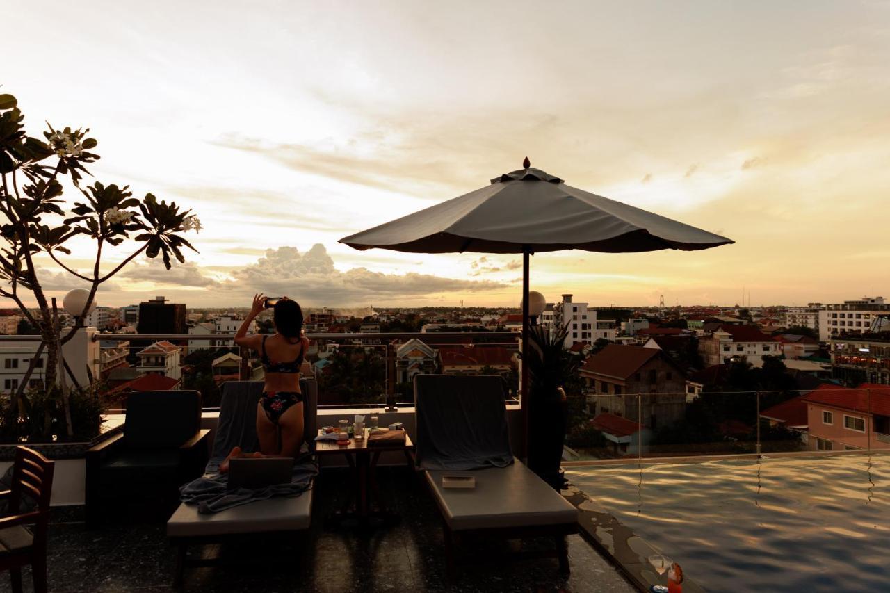 Two Seasons Siem Reap Hotel מראה חיצוני תמונה